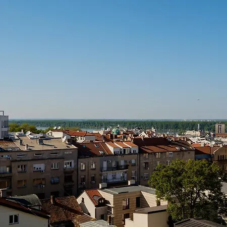 14 Apartman *